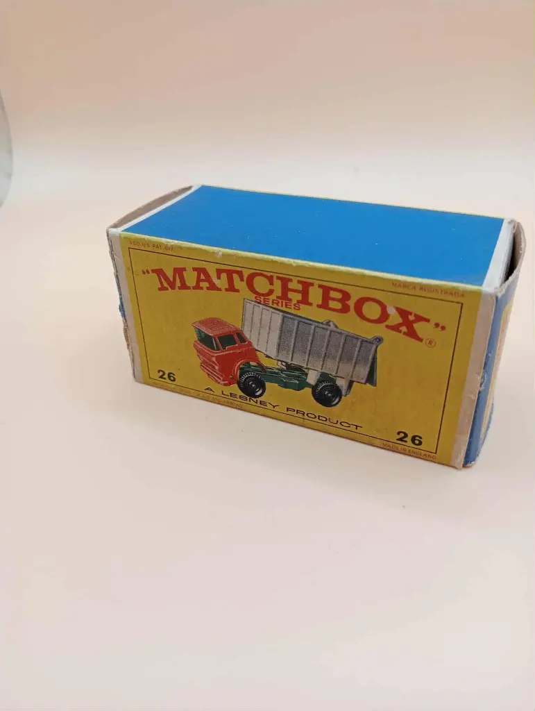 "Matchbox Lesney n°26 – GMC Tipper Truck"