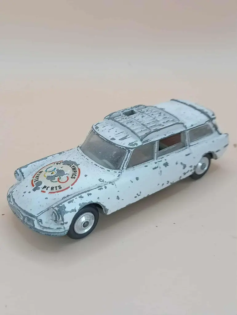 Corgi Toys – Citroën Safari “Jeux Olympiques Grenoble 1968” (Ref. 475)
