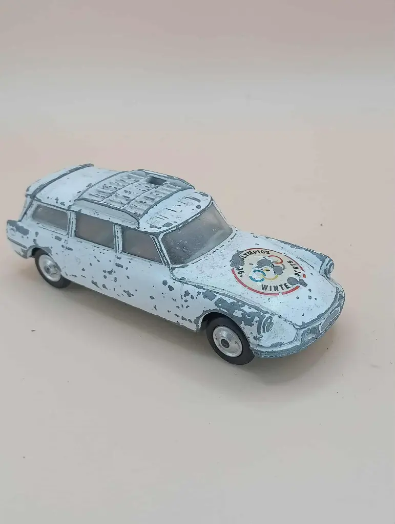 Corgi Toys – Citroën Safari “Jeux Olympiques Grenoble 1968” (Ref. 475)
