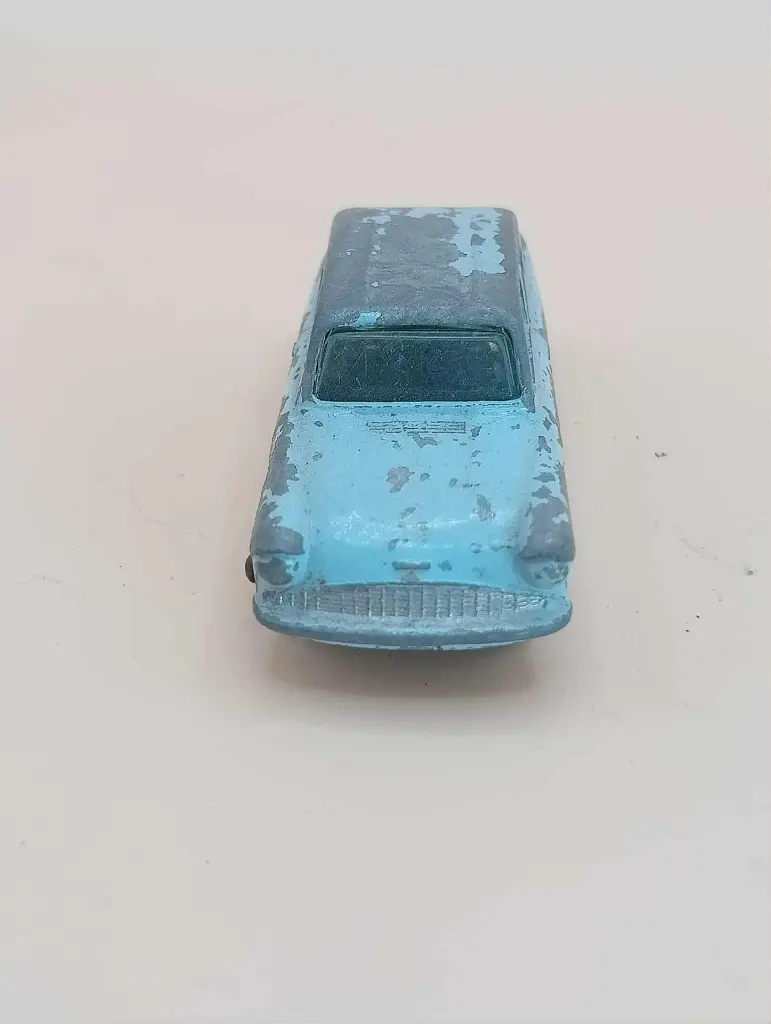 Matchbox Lesney n°7 – Ford Anglia