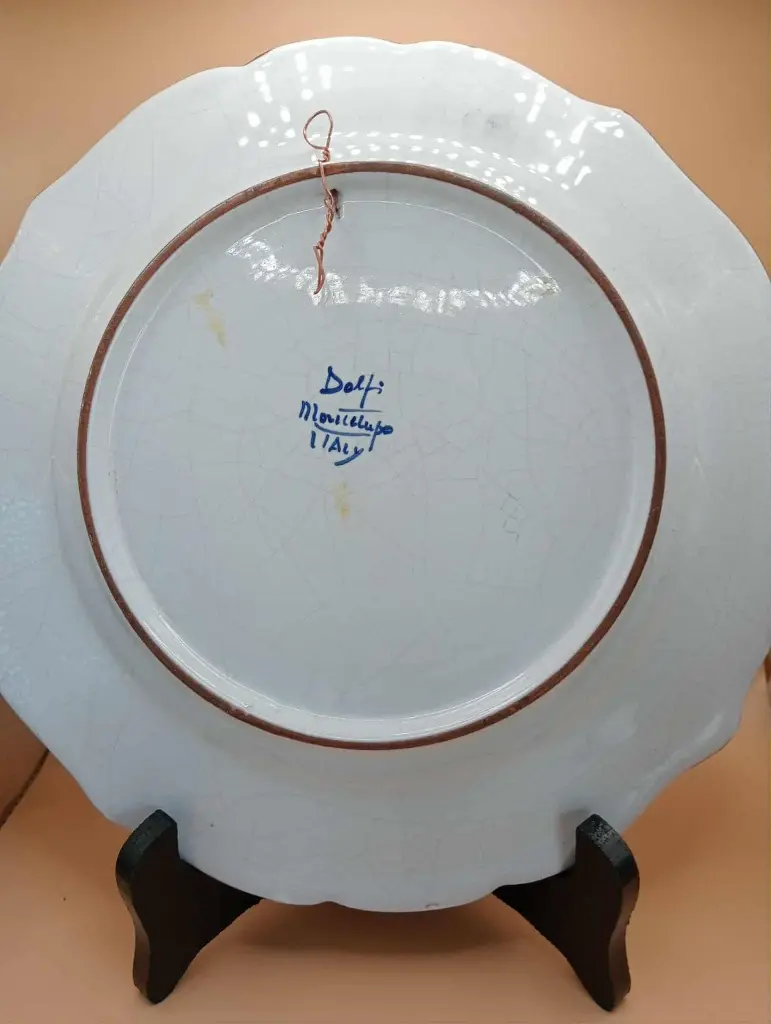 Assiette décorative faïence Montelupo