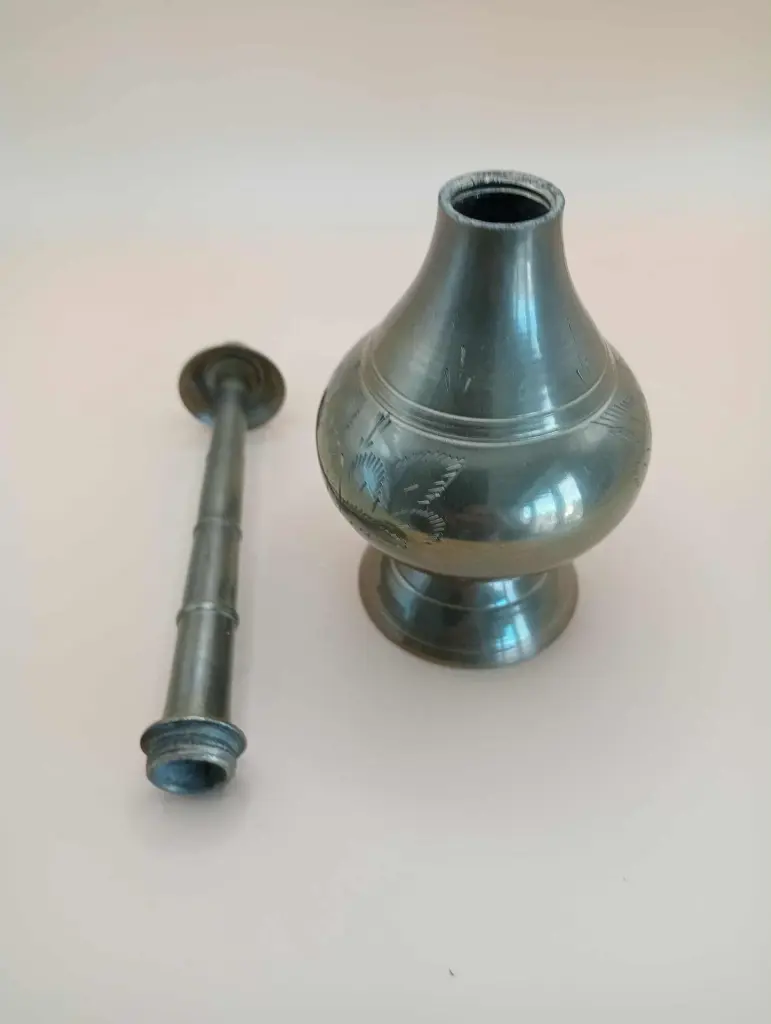 brûle-parfum oriental en laiton – 20 cm