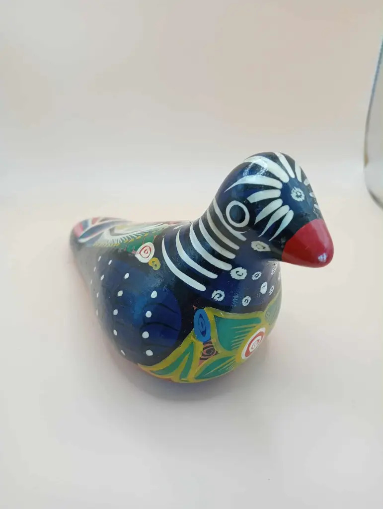 Oiseau décoratif en terre cuite peinte – 20 cm