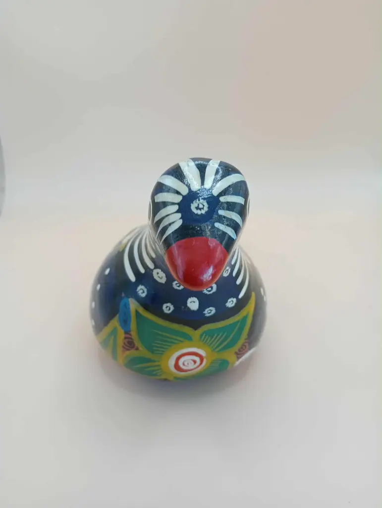 Oiseau décoratif en terre cuite peinte – 20 cm