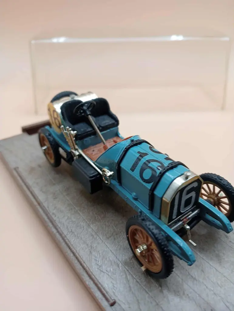 Locomobile “Old 16” – 1906 – Brumm – échelle 1/43
