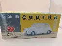Mini Saloon – Vanguards Collection | Échelle 1/43 | Made in England | Boîte d’origine