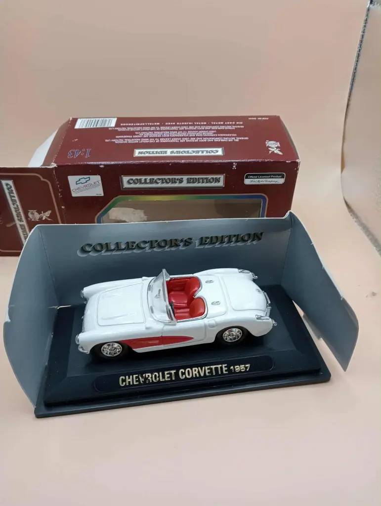 Chevrolet Corvette 1957 1/43