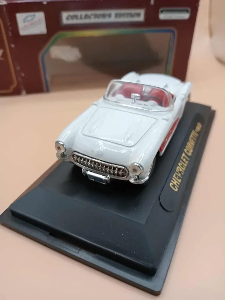 Chevrolet Corvette 1957 1/43
