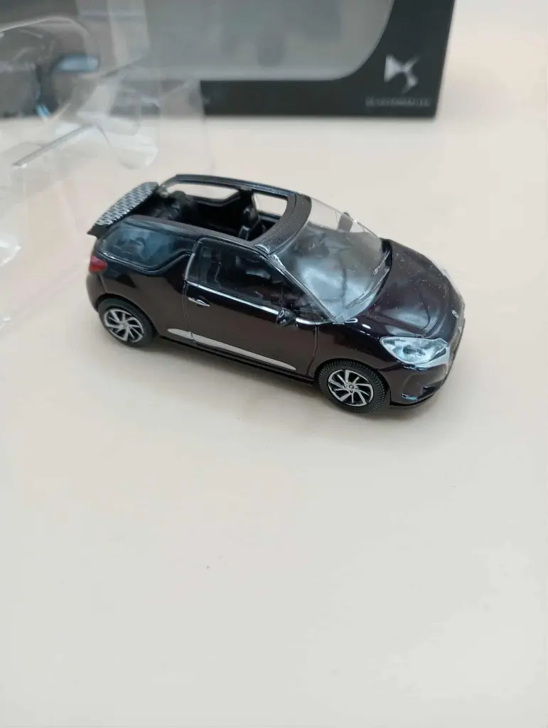 Miniature DS 3 Cabrio 1/64 – Collection DS