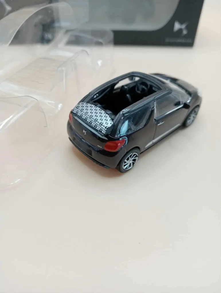 Miniature DS 3 Cabrio 1/64 – Collection DS