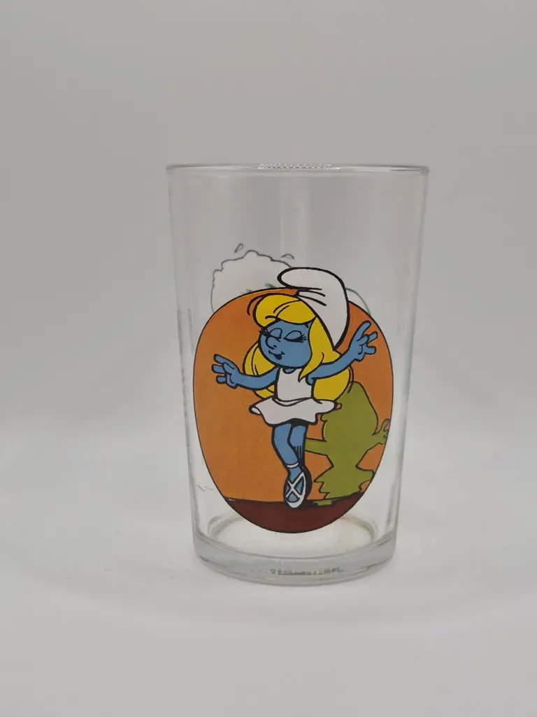 Verre schtroumpfs Bénédictin - surf et danse