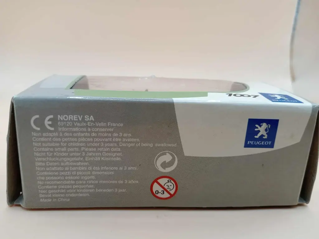 Peugeot 1007 1/43 – Modèle officiel en boîte