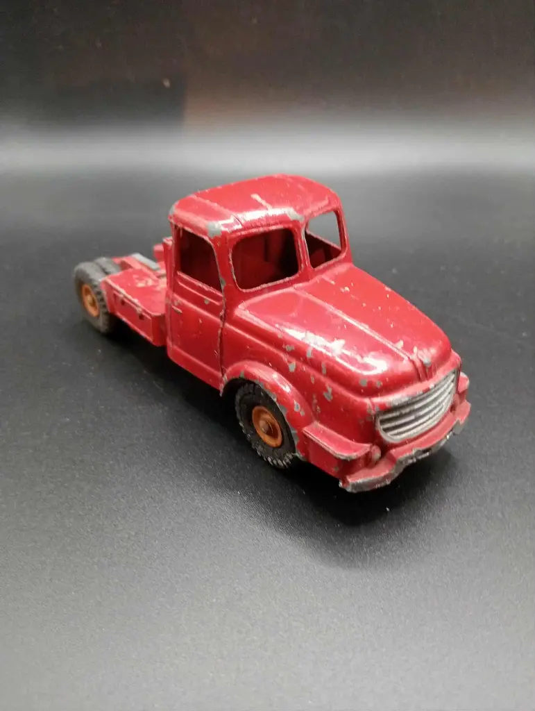 Dinky Toys 36 Tracteur Rouge - Miniature Die-Cast Vintage Made in England