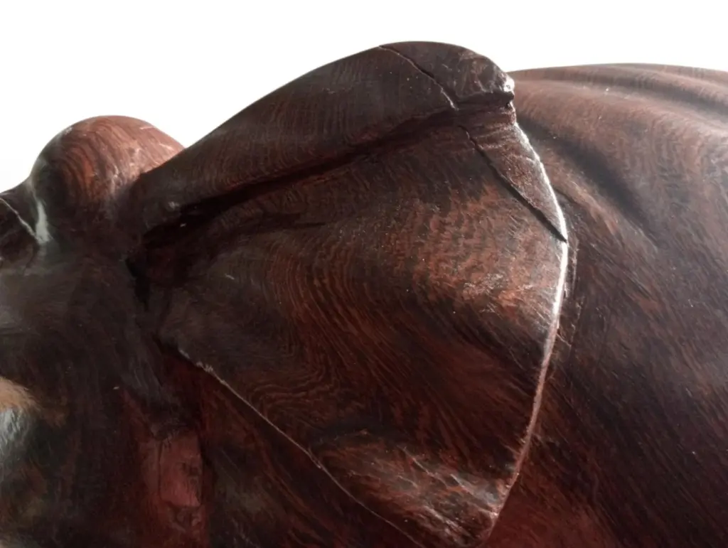 Sculpture Éléphant Congo Belge.webp