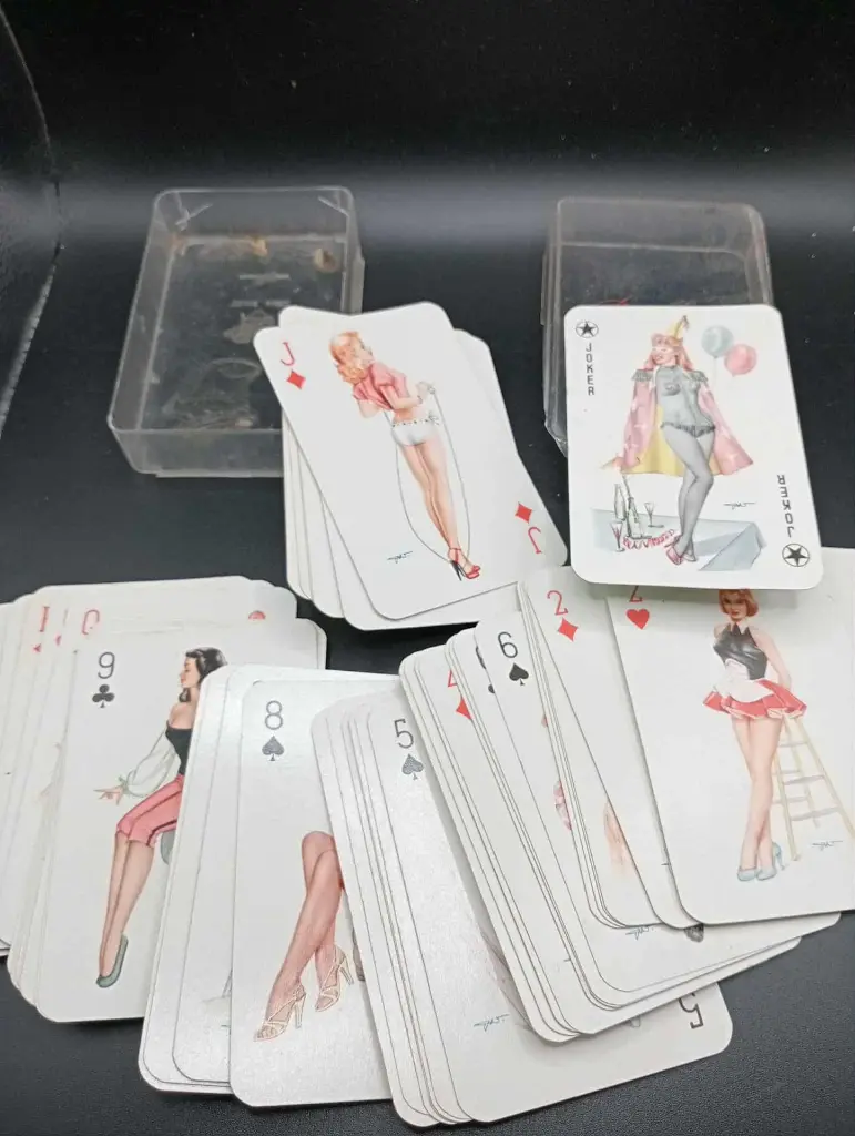 Jeu de cartes “Darling” – Illustrations de Heinz Villiger