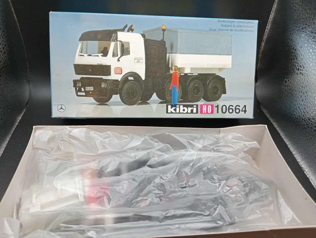 Maquette KIBRI HO 10664 – Camion DB Mercedes-Benz – Échelle 1/87 – Édition 2000