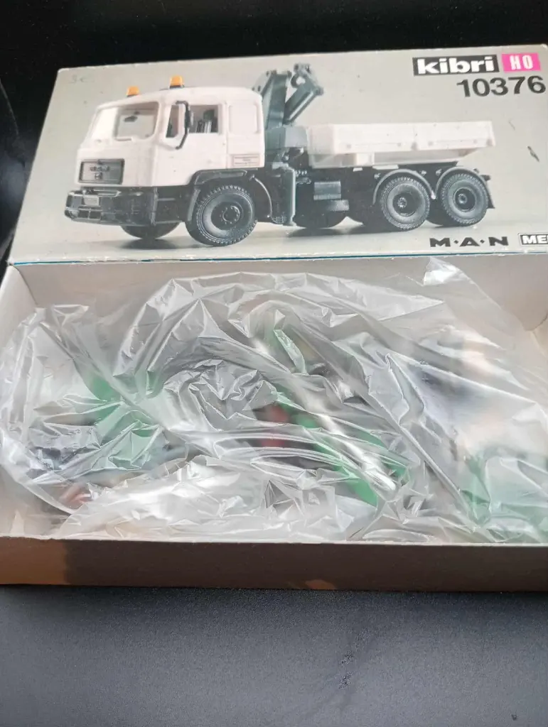 Maquette KIBRI HO 10376 – Camion MAN MEILLER avec grue – Échelle 1/87 – Édition 2000s