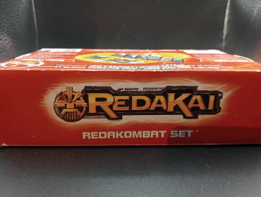 Coffret Redakai Redakombat – Jeu de cartes X-Drive – Spin Master 2011