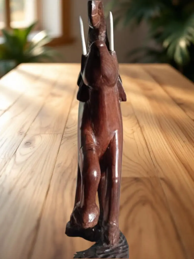 Sculpture Éléphant Congo Belge.webp