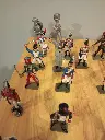 Lot de 25 soldats de plomb – Majorité Starlux – Figurines militaires vintage – Quelques non identifiés – État d’origine