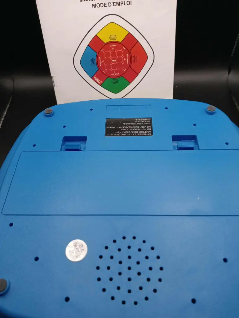 Jeu électronique WIZARD – Mémoire et logique – Vintage complet