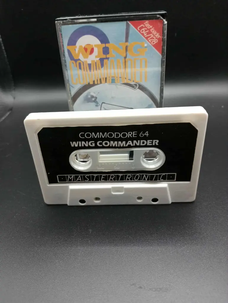 Wing Commander — Cassette Spectrum / Atari (Best Seller C&T 128)