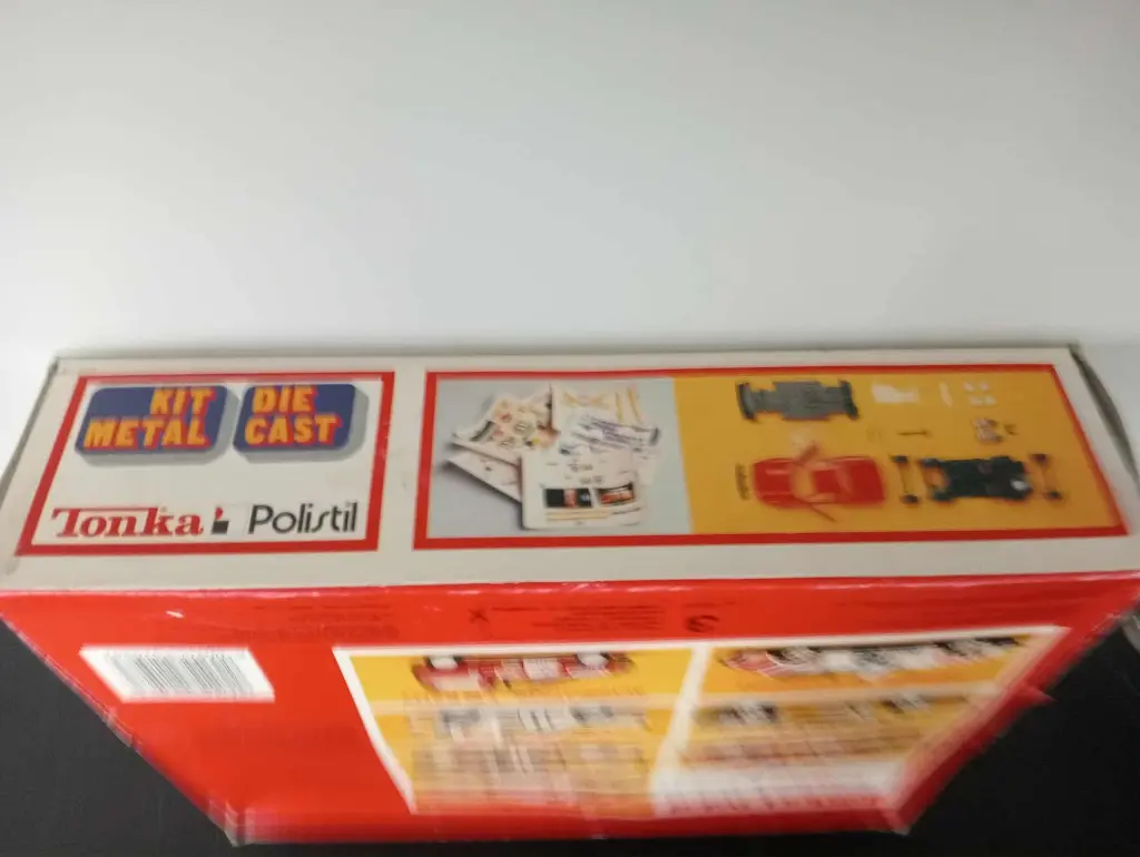 Ferrari GTO 1:25 Tonka Polistil – kit métal