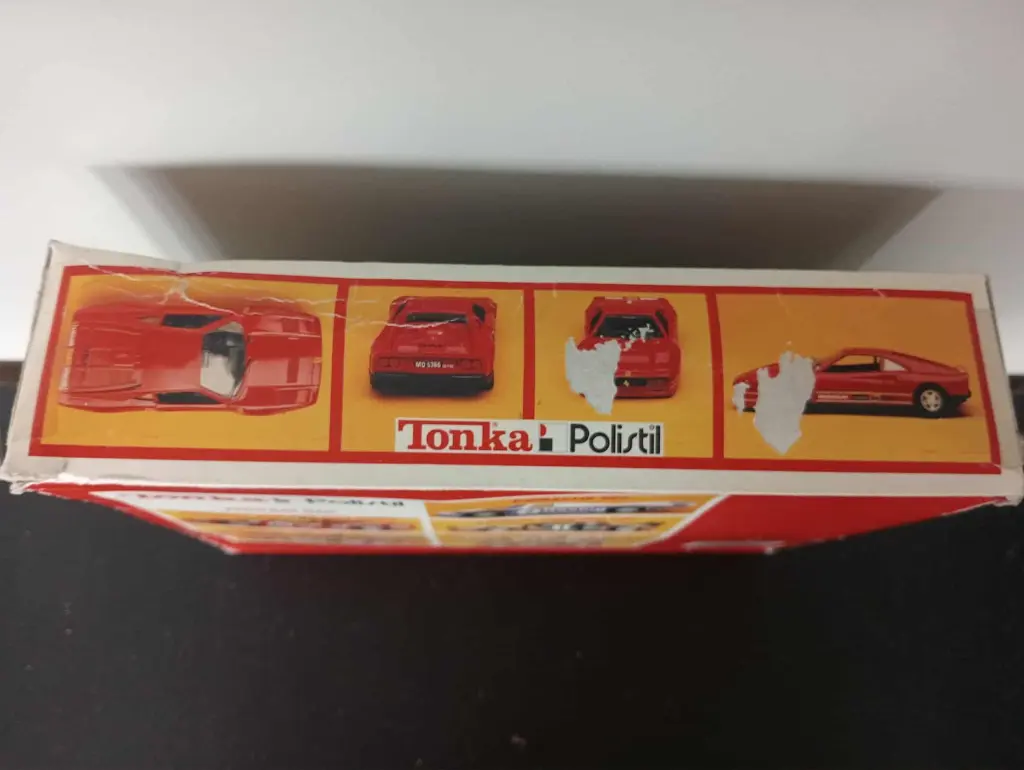 Ferrari GTO 1:25 Tonka Polistil – kit métal