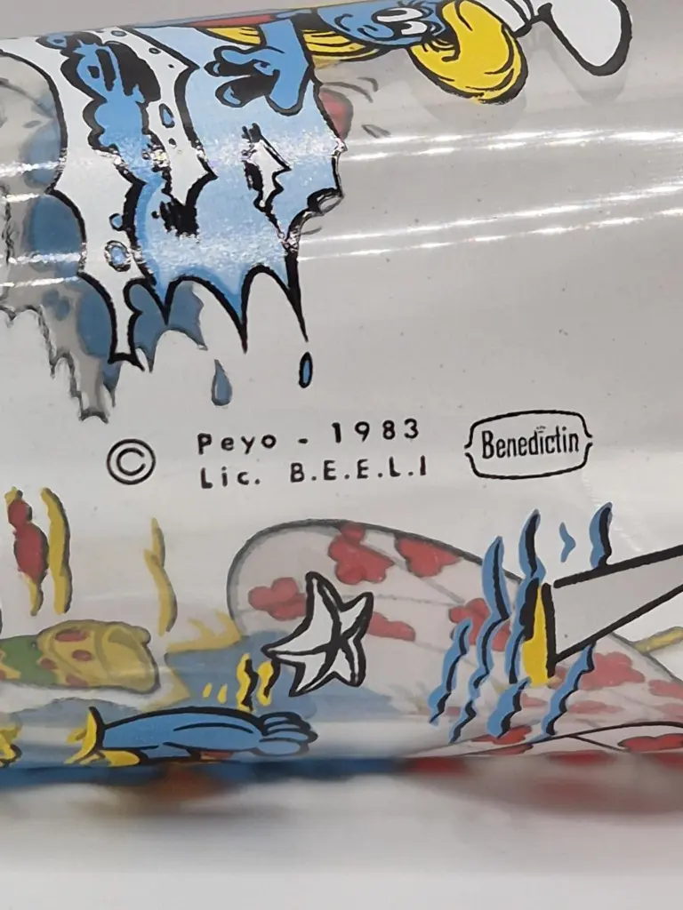 Verre schtroumpfs Bénédictin 1983 - la plage et la mer