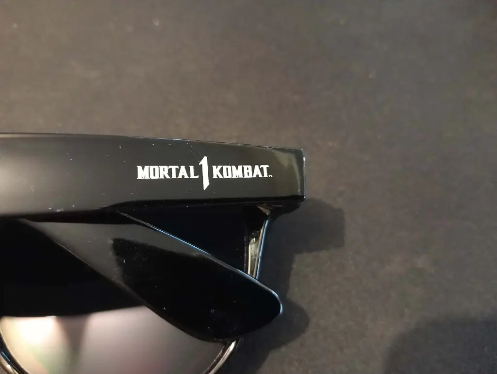 Lunettes Mortal Kombat 1 officielles (Warner Bros, s23)