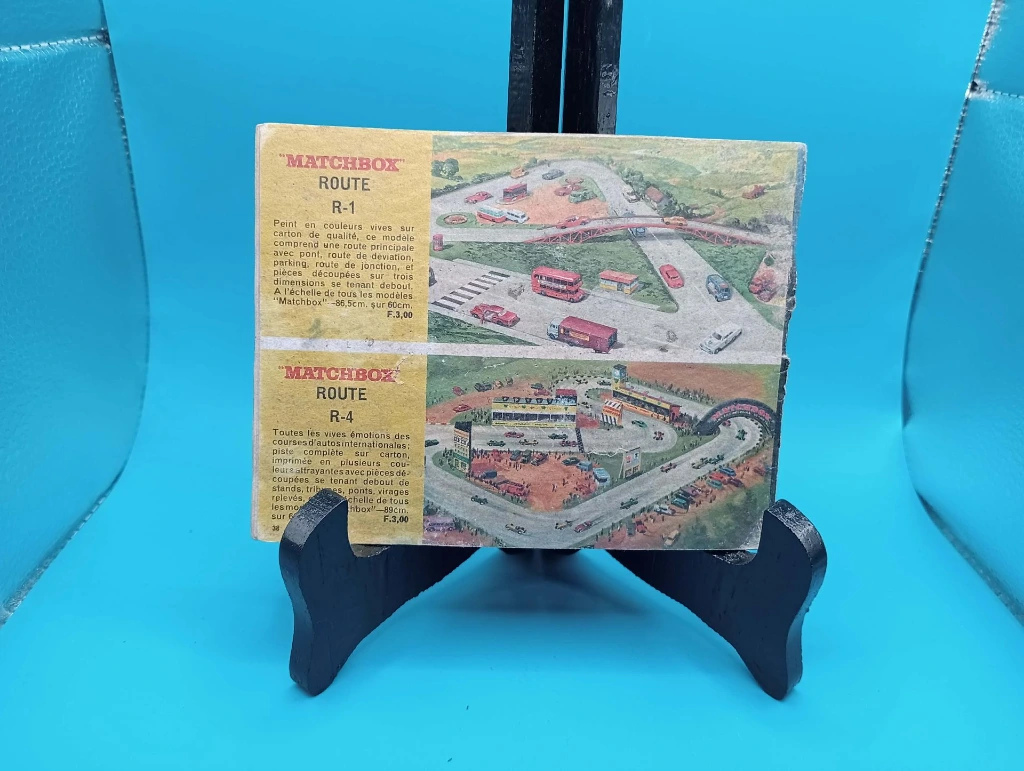 Catalogue Matchbox 1966 – jouets vintage sans couverture, collection brute