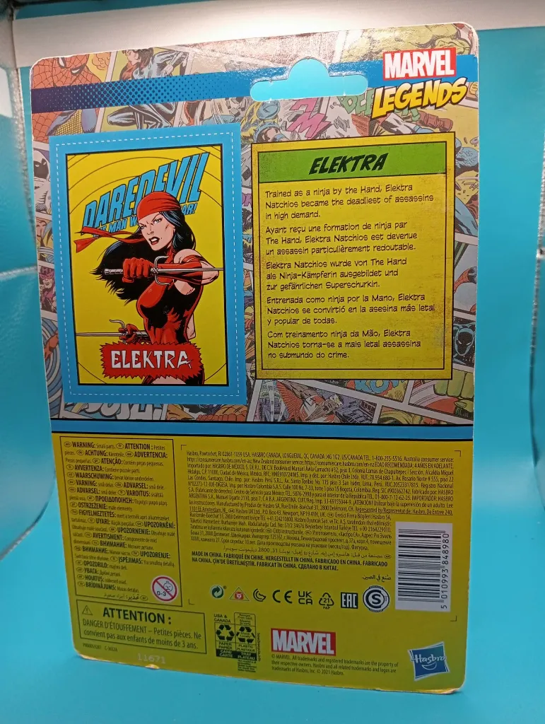 Elektra Marvel Legends Kenner – Figurine rétro 3.75" sous blister – Hasbro 2021