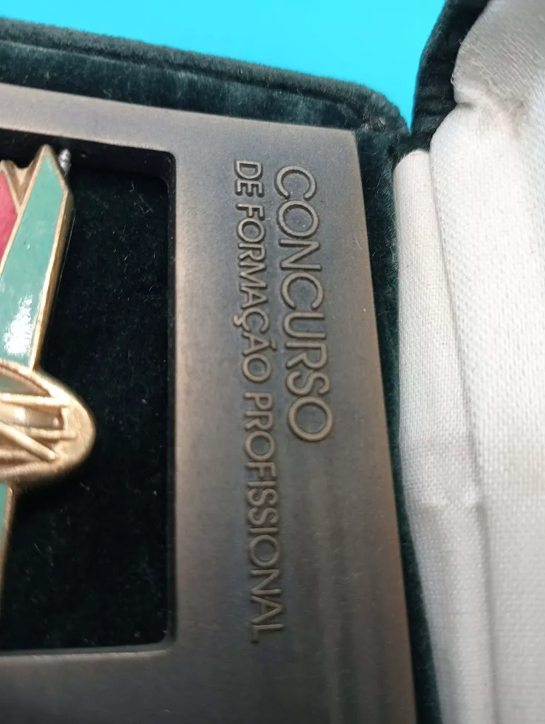 nsigne concours de formation professionnelle – Portugal 1999