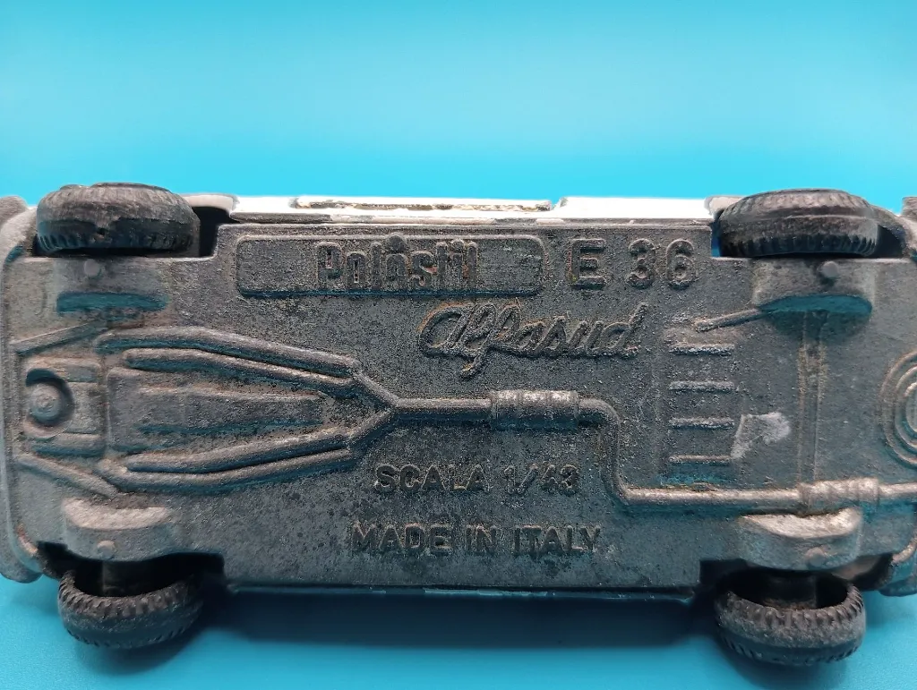 Polistil E36 Alfasud 1/43 – miniature vintage en métal, état usé