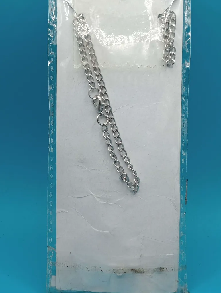 Collier pendentif "microphone" C166B – bijou fantaisie manga, emballage d’origine