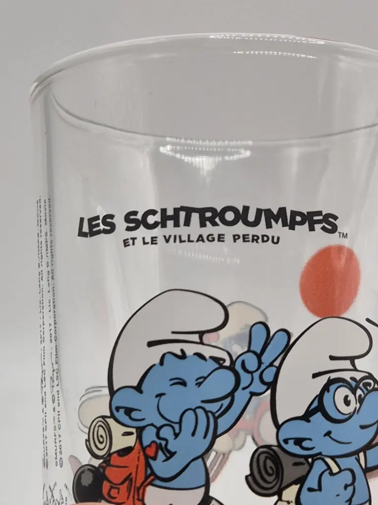 Verre schtroumpfs Bister 2017 - les schtroumpfs et le village perdu