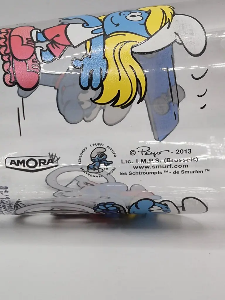 Verre schtroumpfs Amora 2013 - les schtroumpfs font du sport