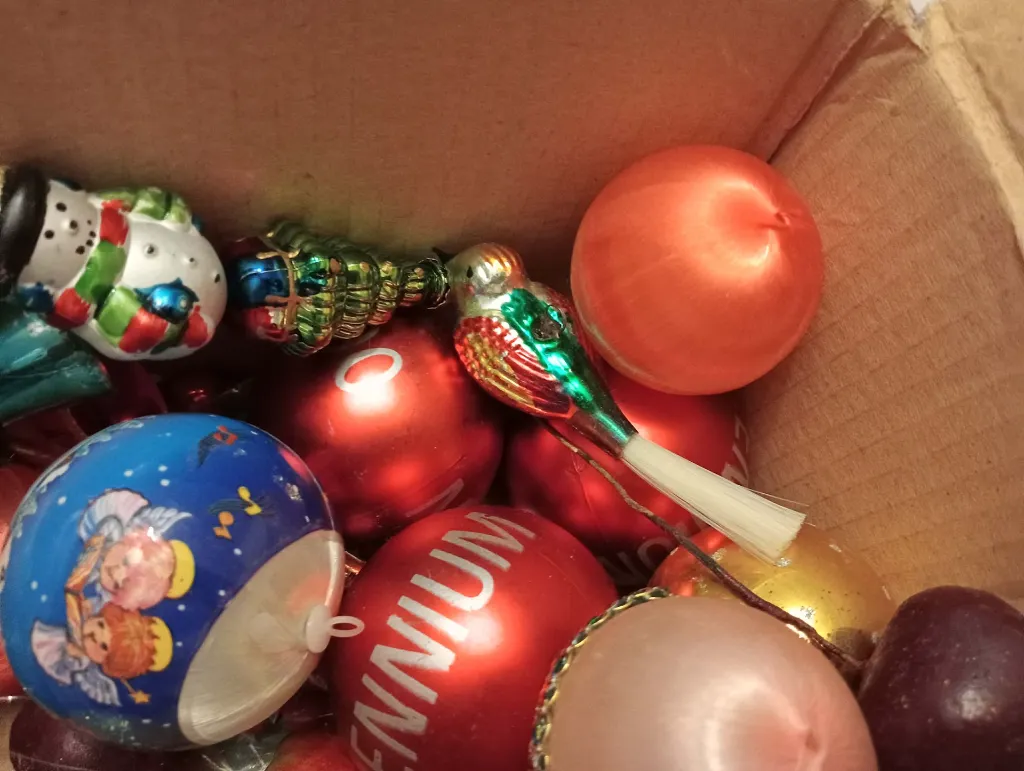 Lot de boules de Noël vintage années 70–90 – décorations rétro