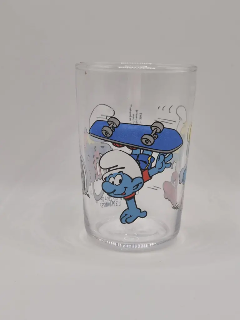 Verre schtroumpfs Amora 2013 - les schtroumpfs font du sport