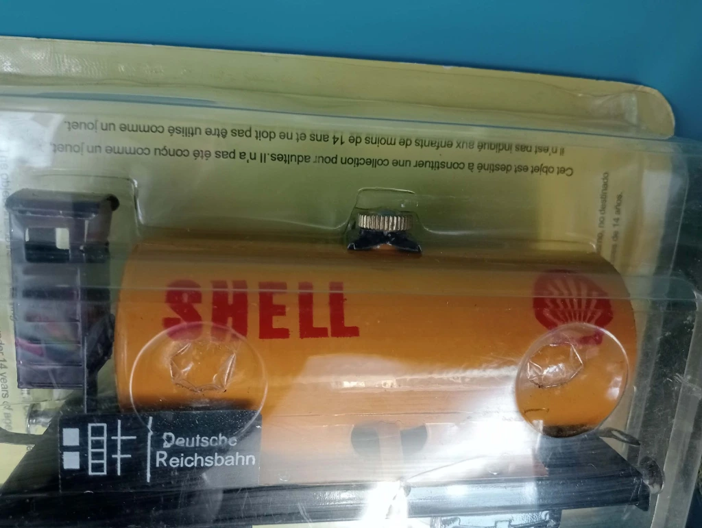 Wagon citerne miniature SHELL – reproduction vintage Deutsche Reichsbahn en métal sous blister - 18 cm