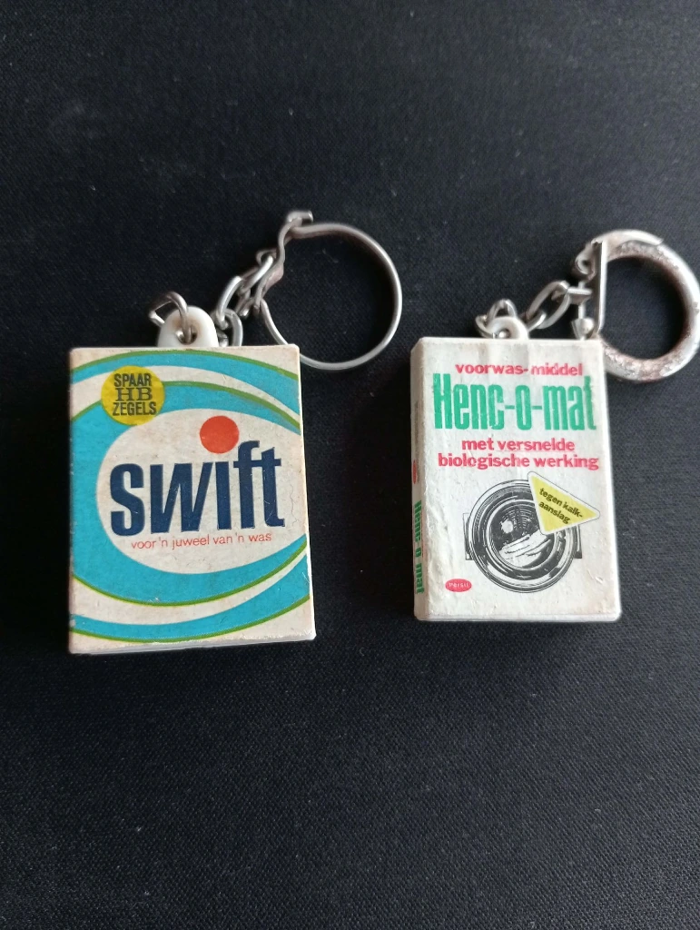 Porte-clés vintage publicitaires – Lessive Swift & Henc-o-mat (années 60–70)