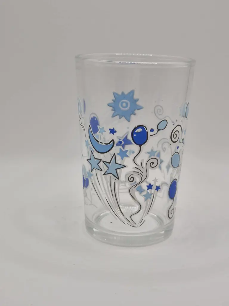 Verre fantaisie étoiles et ballons bleus