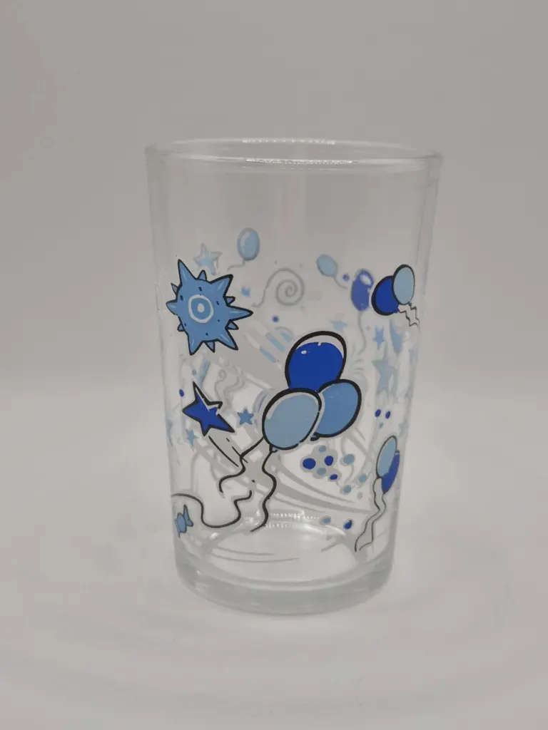Verre fantaisie étoiles et ballons bleus