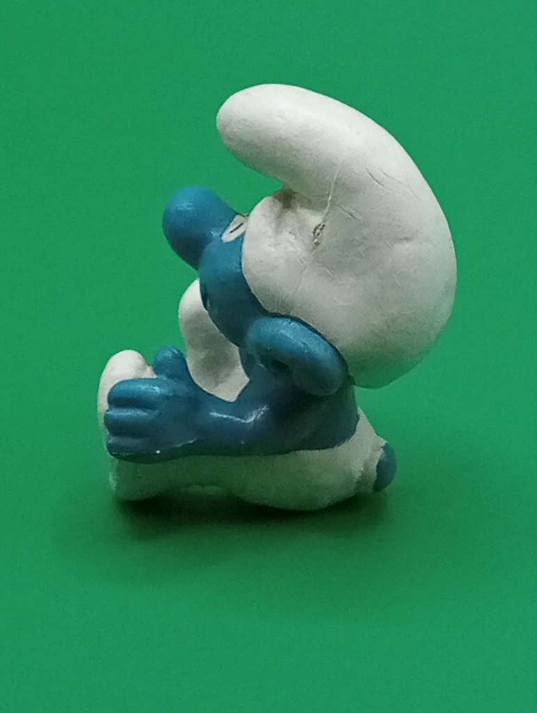 Schtroumpf assis 2.0027