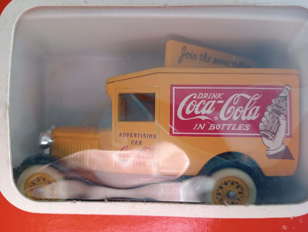 Coffret Coca-Cola Vehicules Collection – Die-cast made in England, boîte en bon état