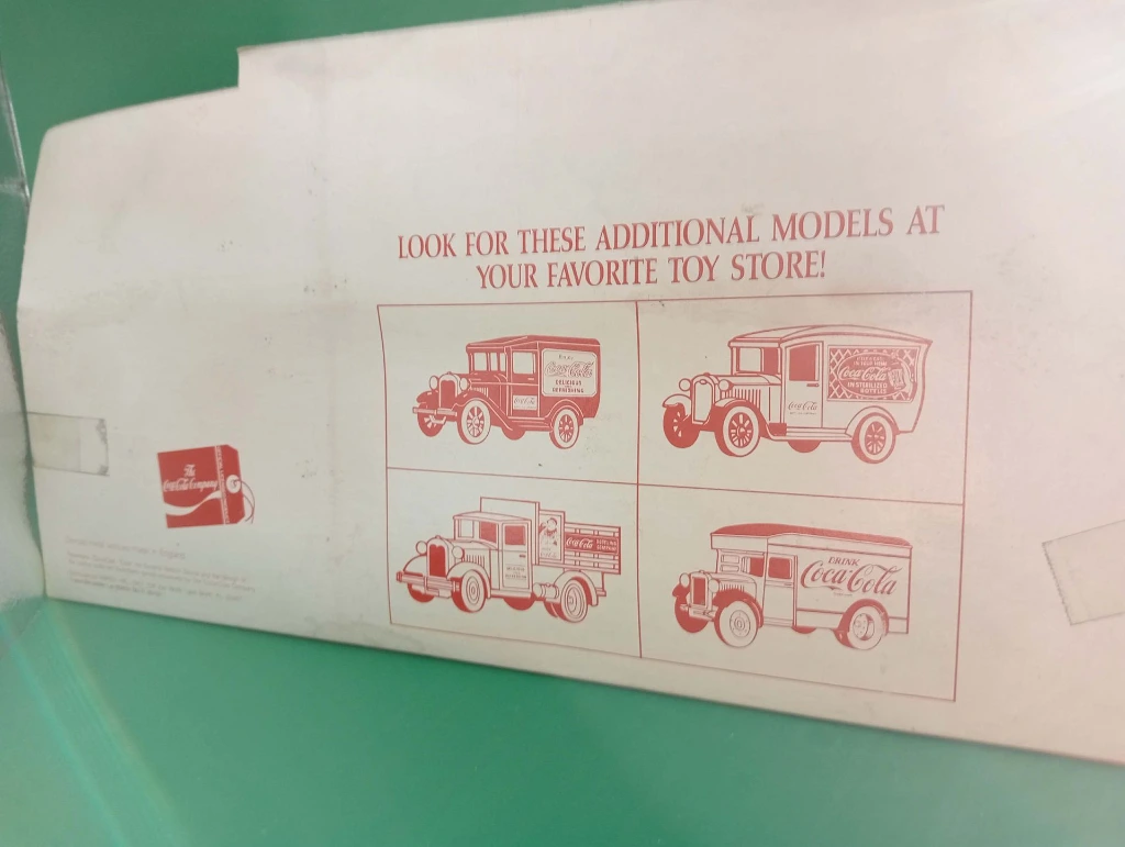 Coffret Coca-Cola Vehicules Collection – Die-cast made in England, boîte en bon état