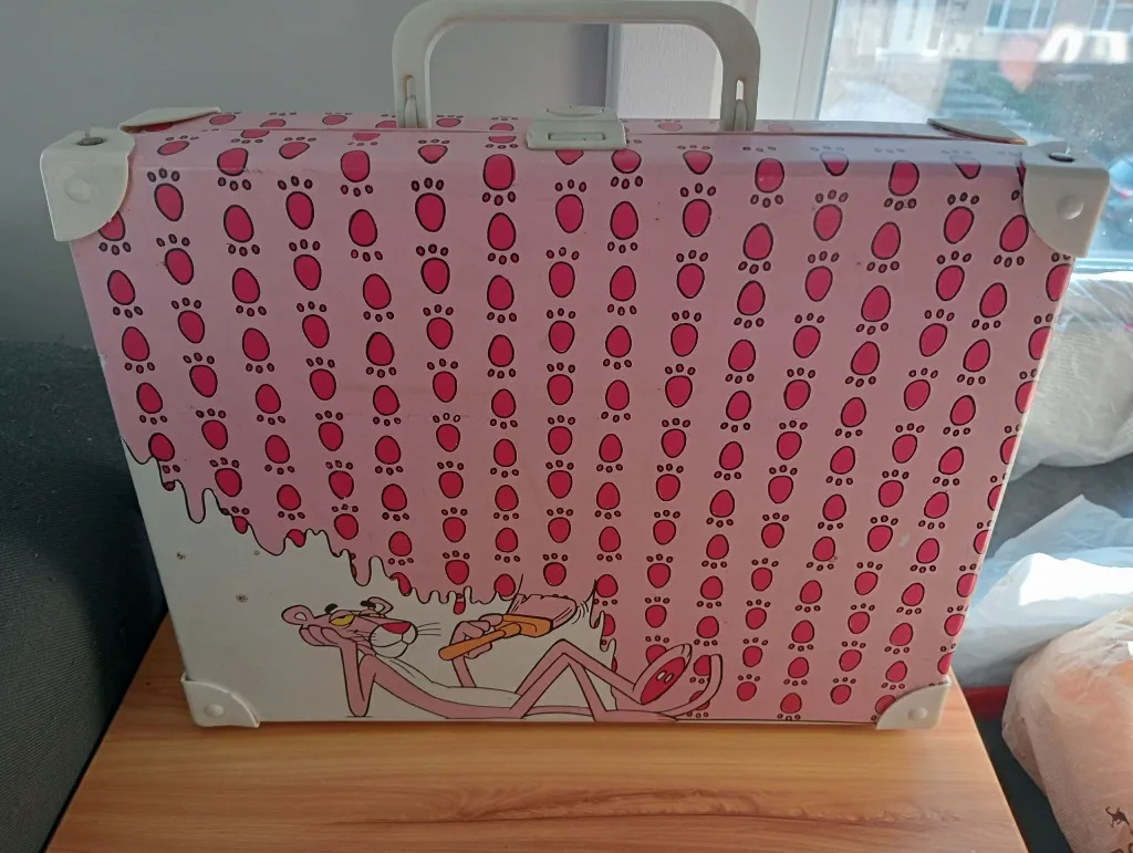 Boîte‑valise Pink Panther (1985) — rangement cassettes audio