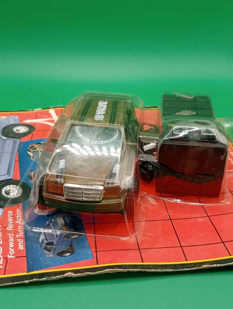 Mercedes-Benz 190E RC filaire.webp