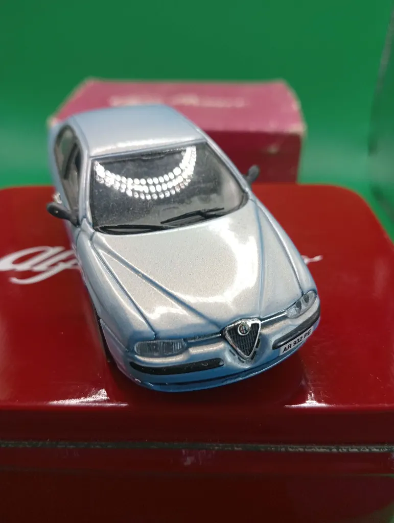 Alfa Romeo 156 Solido 1/43 – La Berline Élue, Jamais Élancée