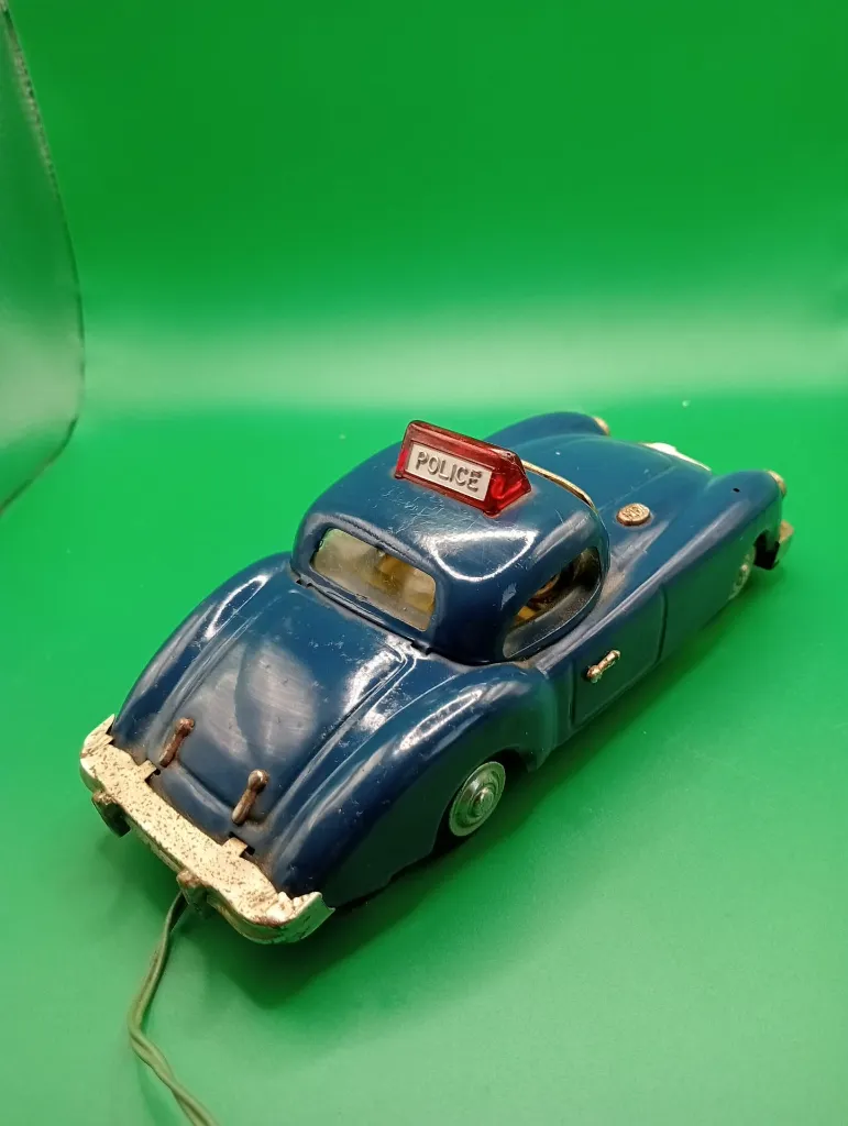 Lincoln International Police Car.webp